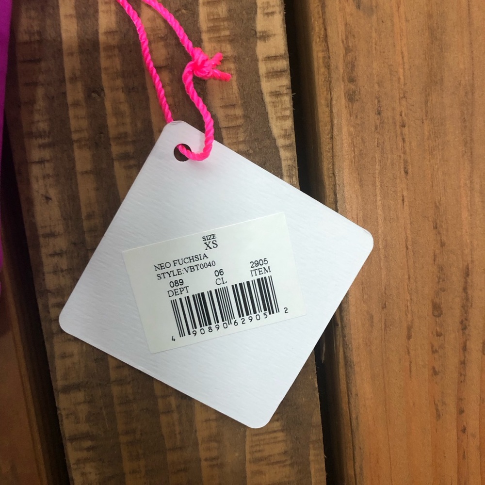 NWT Vanilla Beach fuchsia pink bathing suit top - Picture 15 of 15